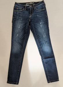 Mid rise skinny jeans